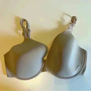 Natori Smooth Full Coverage Bra in Taupe, 36DDD, GUC - Please review photos